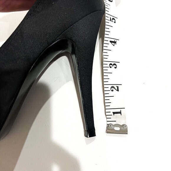 New Steve Madden Feelixx Black Satin Peep Toe Heel size 8 - Picture 7 of 10